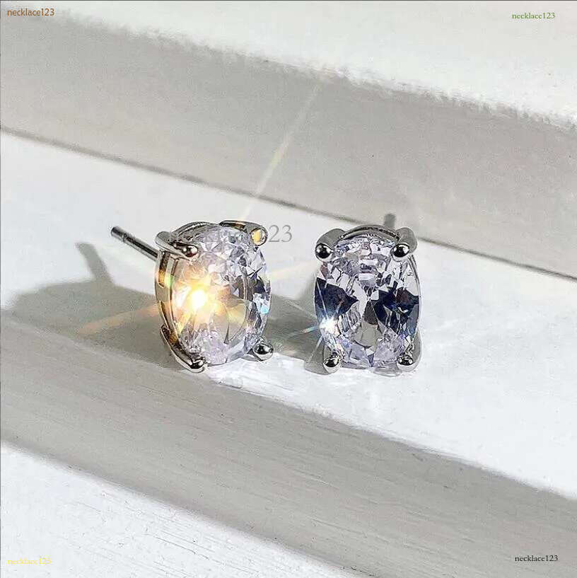 Choucong Drop Ship Top Sell Stud Earrings Moissanite Solitaire Simple Fashion Jewelry Sterg Sier Gold Fill Women Wedding Oval Dia Earring Gift