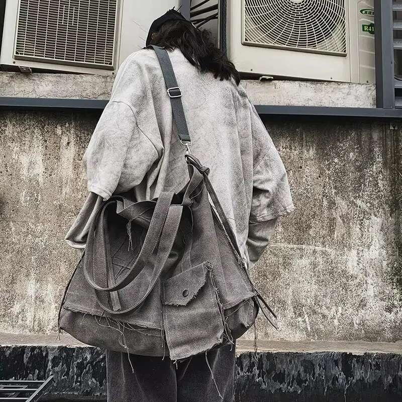 Designer Bag Large Capacity Shoulder Unisex 2025 New In High Quality Solid Color Canvas Tassel Crossbody Bag Street Trend Hip-Hop Handbag