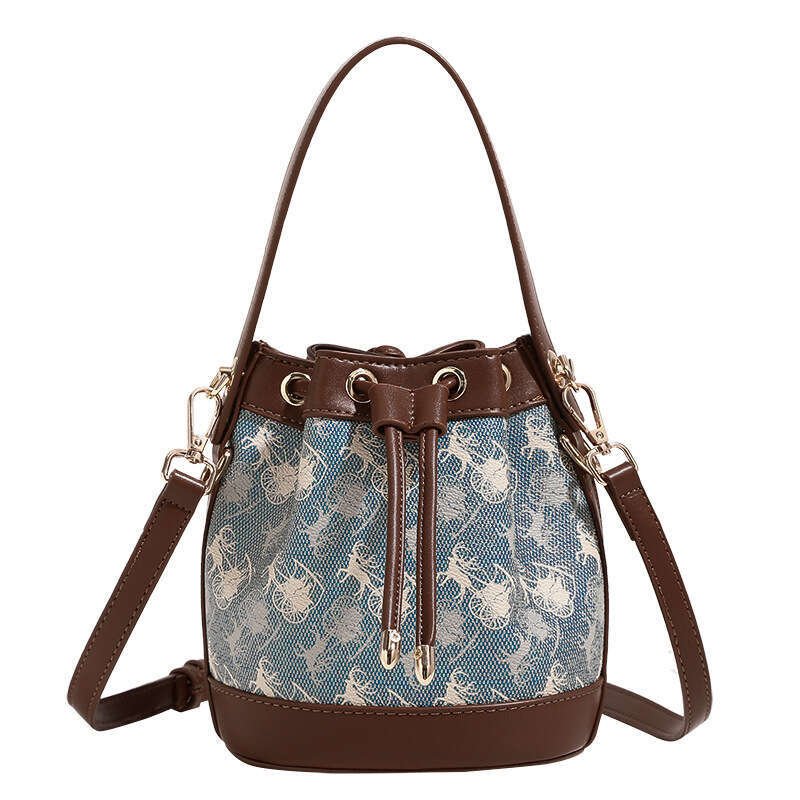 Hong Kong Bucket For Women New Fashionable Single Shoulder Crossbody Bag Commuter Versatile Handbag