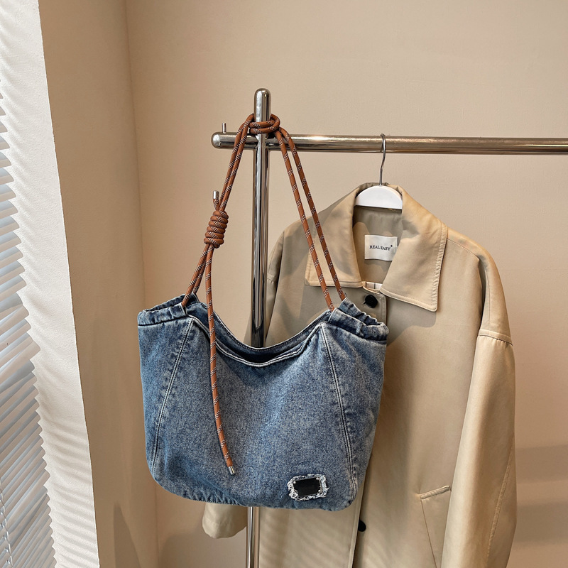 designer bag Cowboy cloth women's large capacity fashionable casual shoulder crossbody bag class commuting tote bag