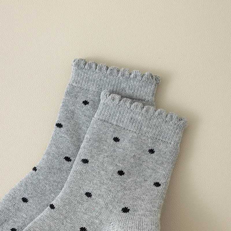 Five pairs of girls winter thickened looped socks soft and comfortable warm and versatile with polka dots G251124