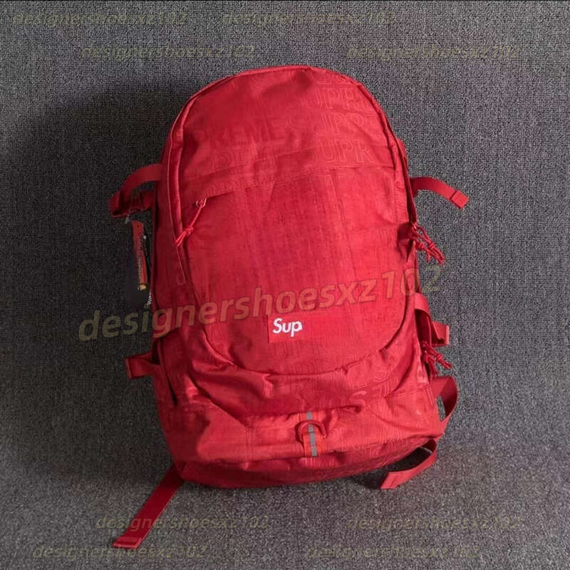 Supremebag Designer Bag Supremely Bag Men Backpack Luxury Bag Versatile Large Capacity Outdoor Travel Women Schoolbag Basketball Bag Hiking Backpack