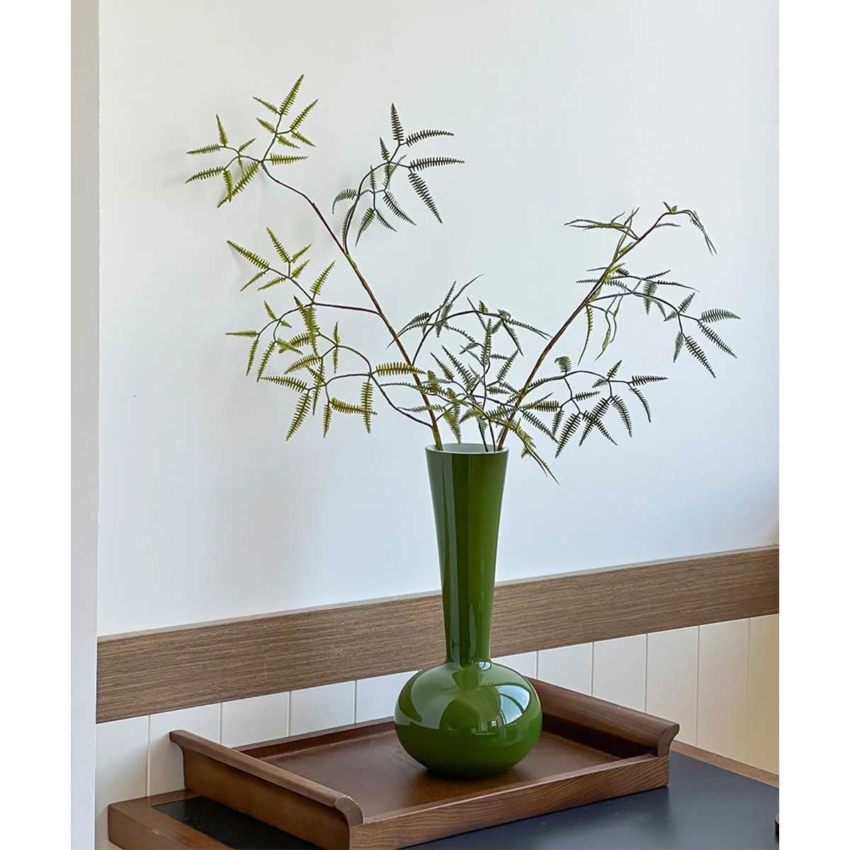 Elegant Green Simple Glass Vases Light Luxury Daily Desktop Decorative Daily Office Household Large Capacity Vases C251124