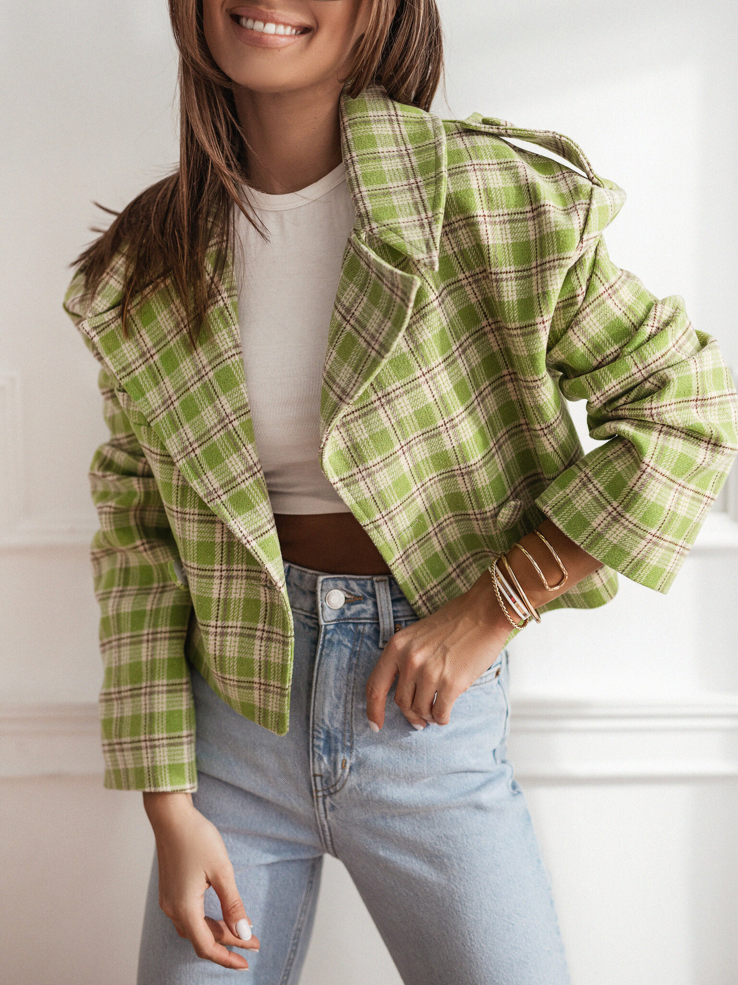 2024 new autumn and winter fashionable British suit collar plaid printed woolen jacket for women