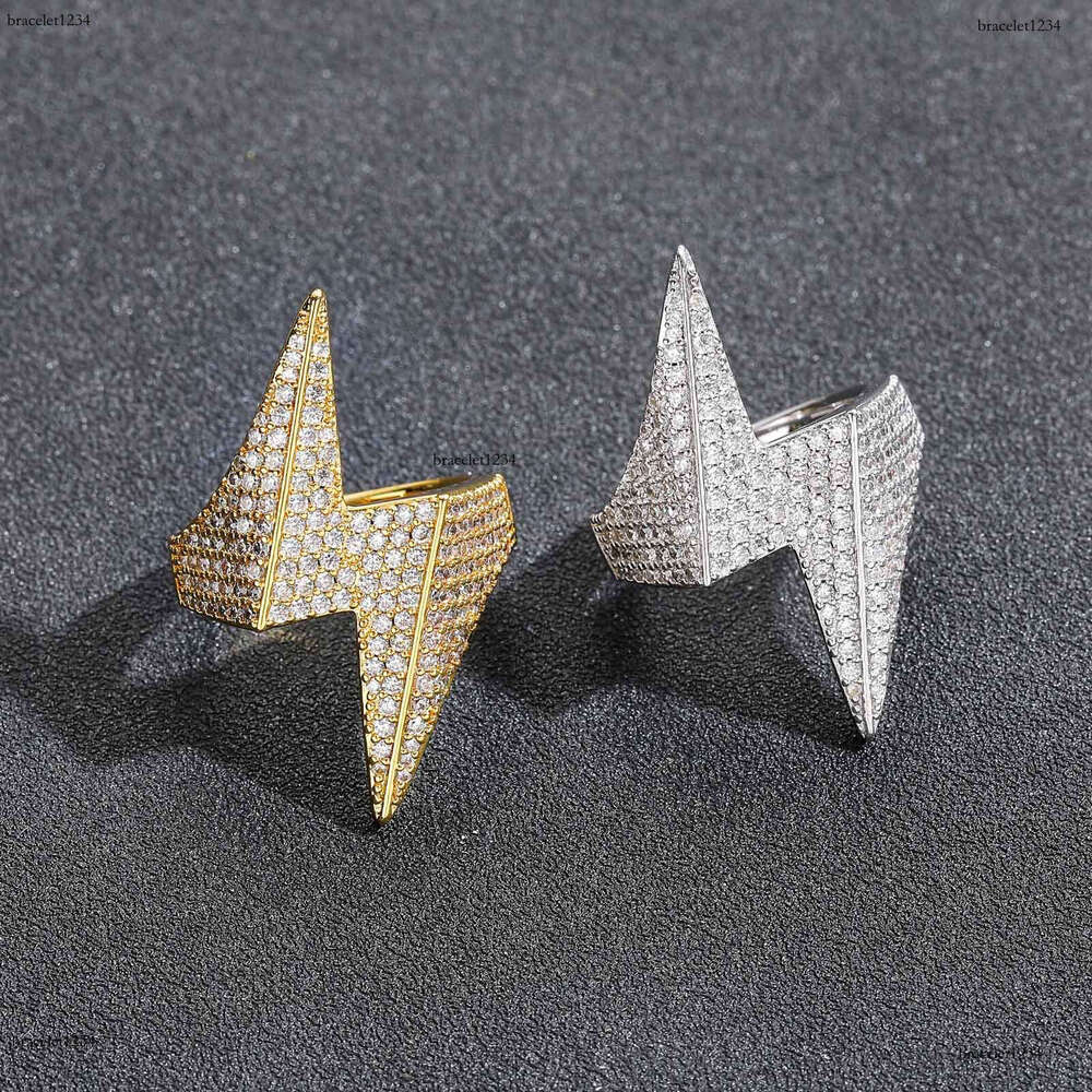 Luxury designer Men Women Hip Hop Lightning Sterling silver micro-inlaid ice out VVS Moissanite, hip Hop ring