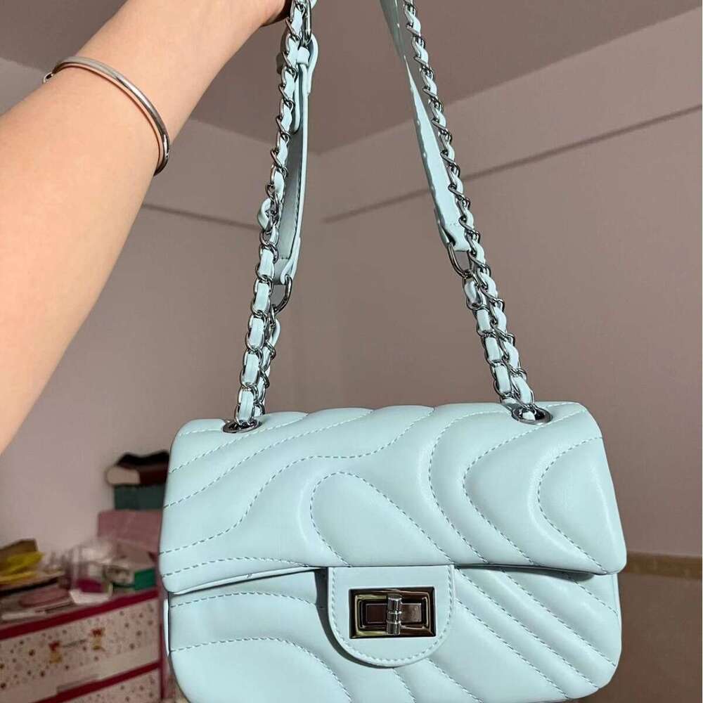 Mini Bag Women's Designer Handbag Fashionable Line Patterns Chain Shoulder Strap Convenient to Carry Suitable for Daily Travel