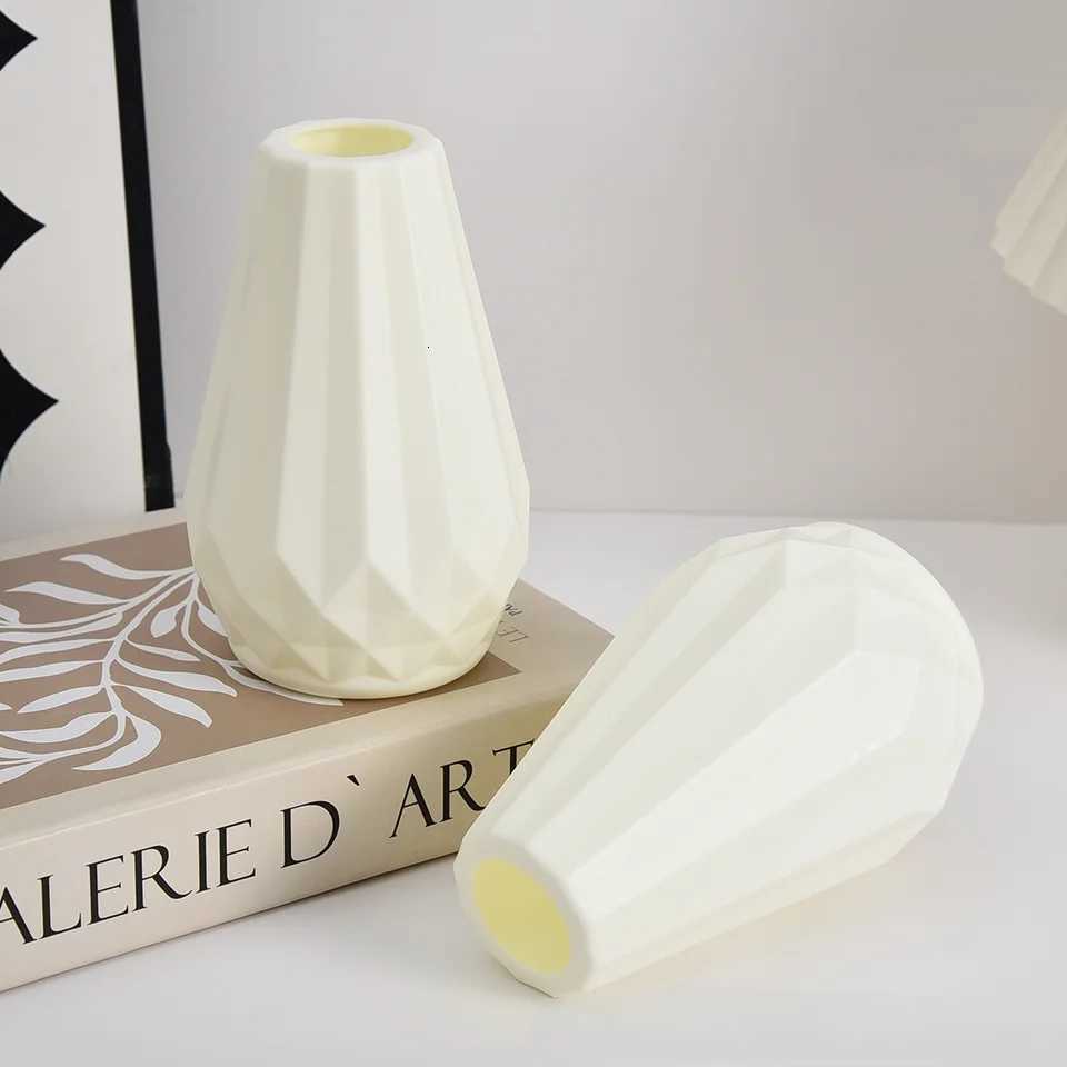 European-style Simulated Plastic Vase Ornaments Rhombic Vases Fresh And Simple Flower Arrangements Minimst Vases C251124