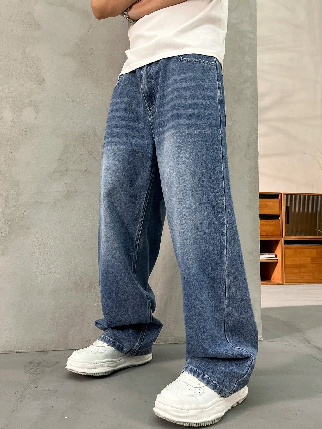 1 casual and street style loose pocket boyfriend denim jeans unisex style 250423