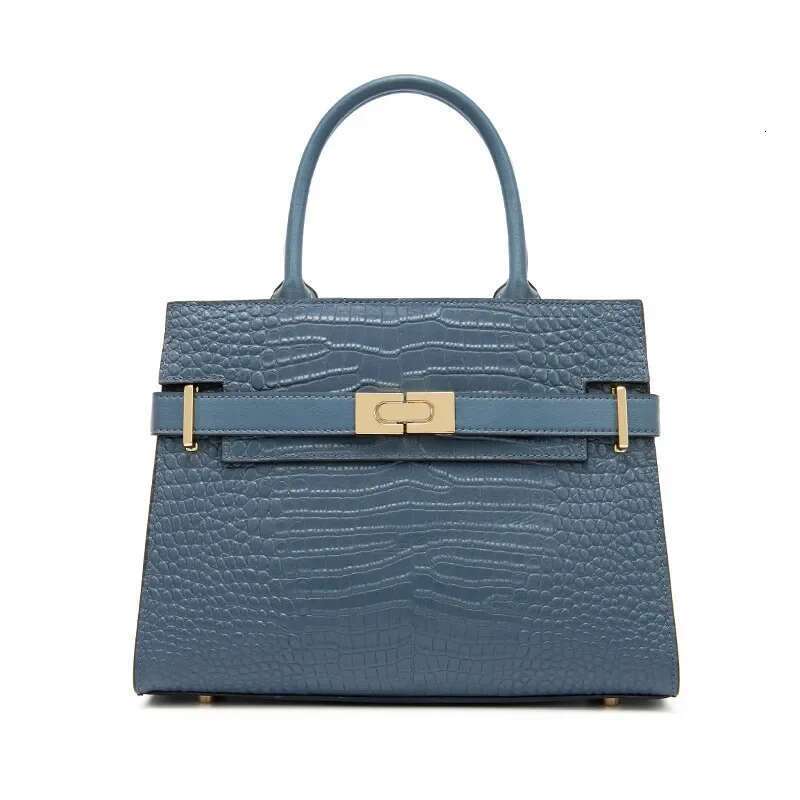 Designer Bag 2025 Women's Elegant Large Capacity Crossbody Bag Soft Feel Spring Summer New Arrival Single Shoulder Slant Handbag Luxury Bag