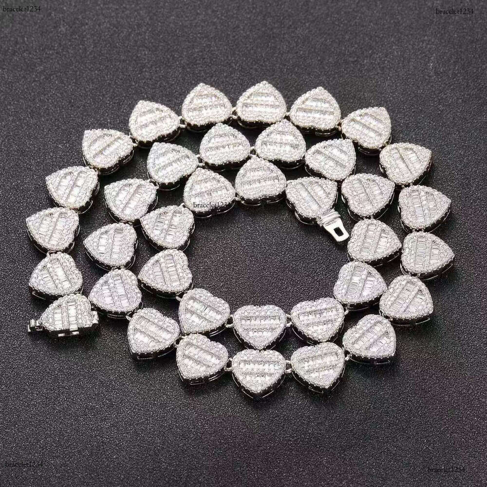 Women Heart-shaped Necklace Fine Jewelry Fashion Sier Iced Out Dia Vvs Moissanite Hip Hop Cuban Chain