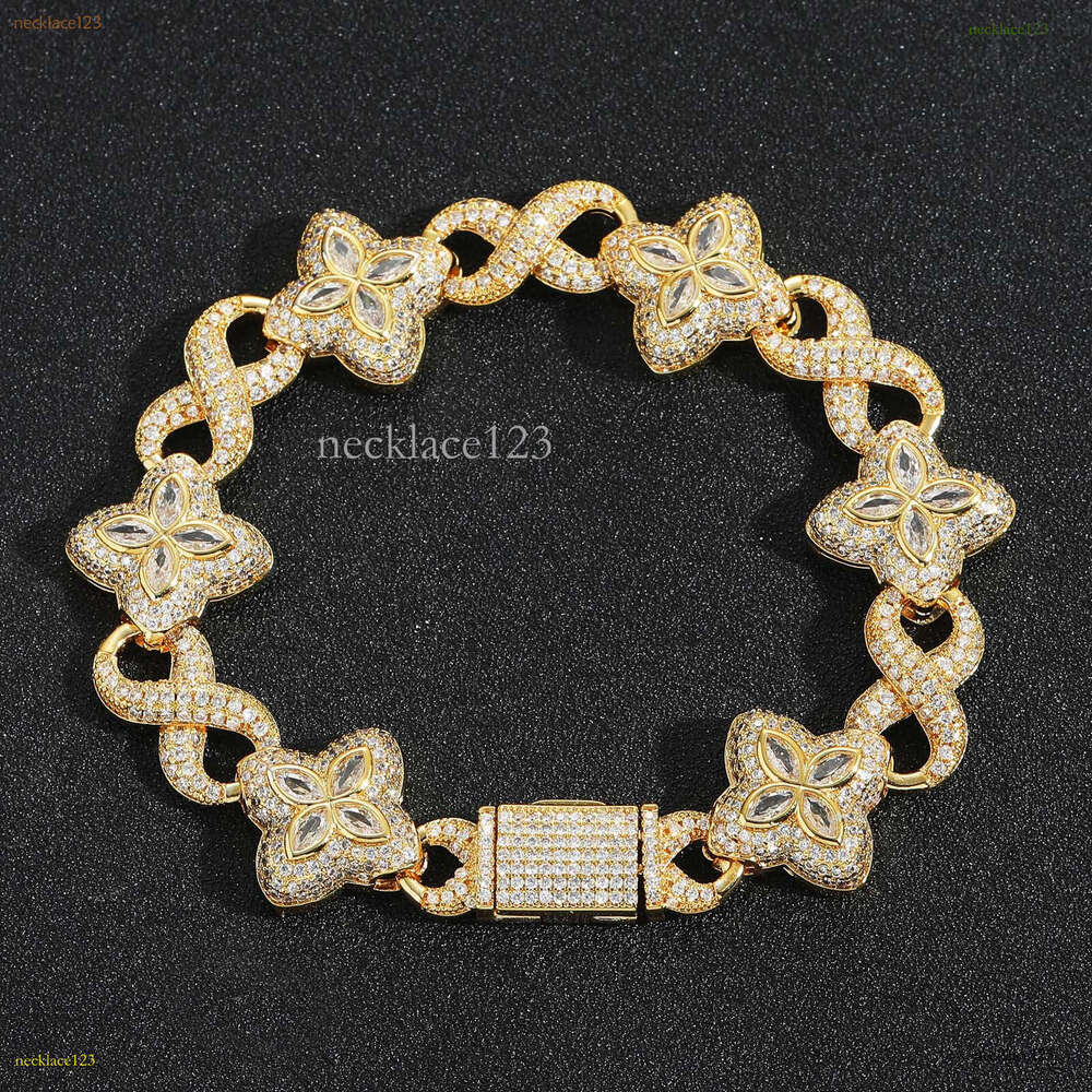 Hip hop infinite clover necklace, stylish, cool, handsome, personalized, high-end, 5A ice out VVS Moissanite men's and women's accessories F