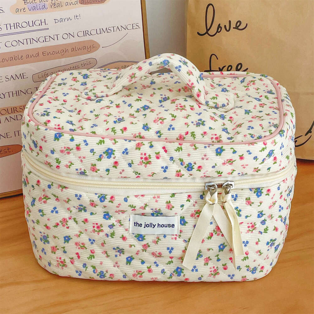 Jolly House Women's 3-Piece Floral - Polyester, Non Waterproof, Fragrance Free, Large Capacity Travel Makeup Storage Bag .