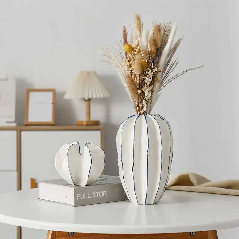 Star fruit ceramic vase ornament ins light luxury living room entrance decoration C251124