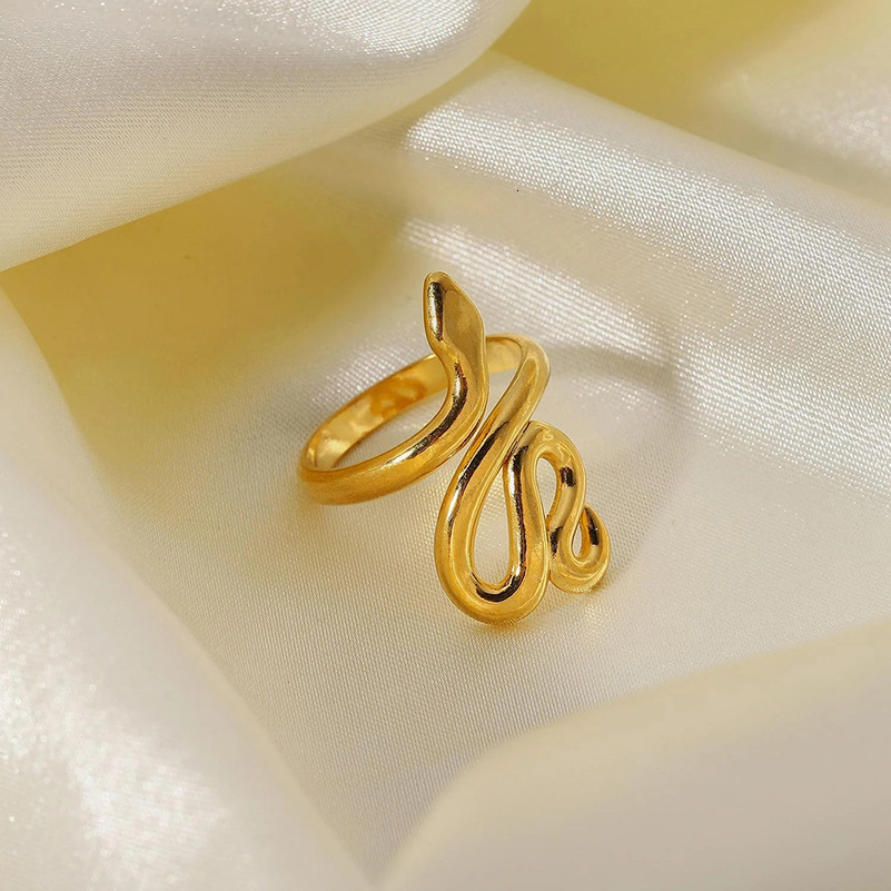 Top source INS style niche design women's fashionable snake shaped opening ring, zodiac fashion ring