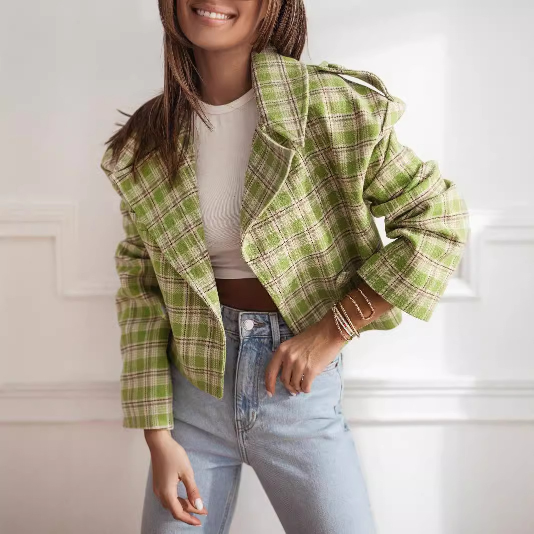 2024 new autumn and winter fashionable British suit collar plaid printed woolen jacket for women