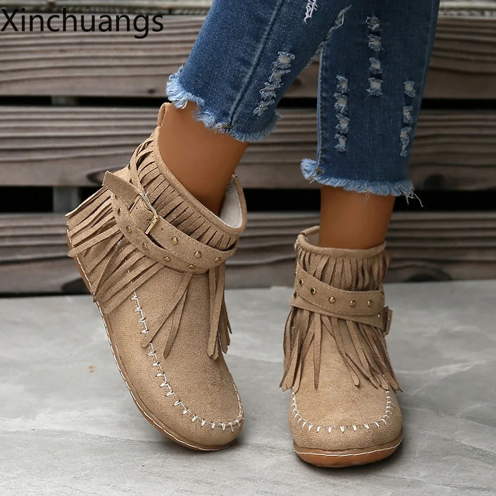 Retro Women Tassels Round Toe Short Boots Winter Casual Flat Rivet Buckle Flat Ankle Boots Warm Shoes 250418