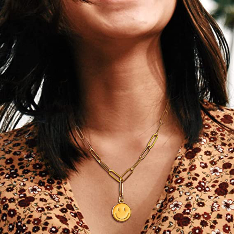 Top Source Gold Stainless Steel Rectangular Chain Colorful Smiling Face Pendant Women's Necklace Jewelry