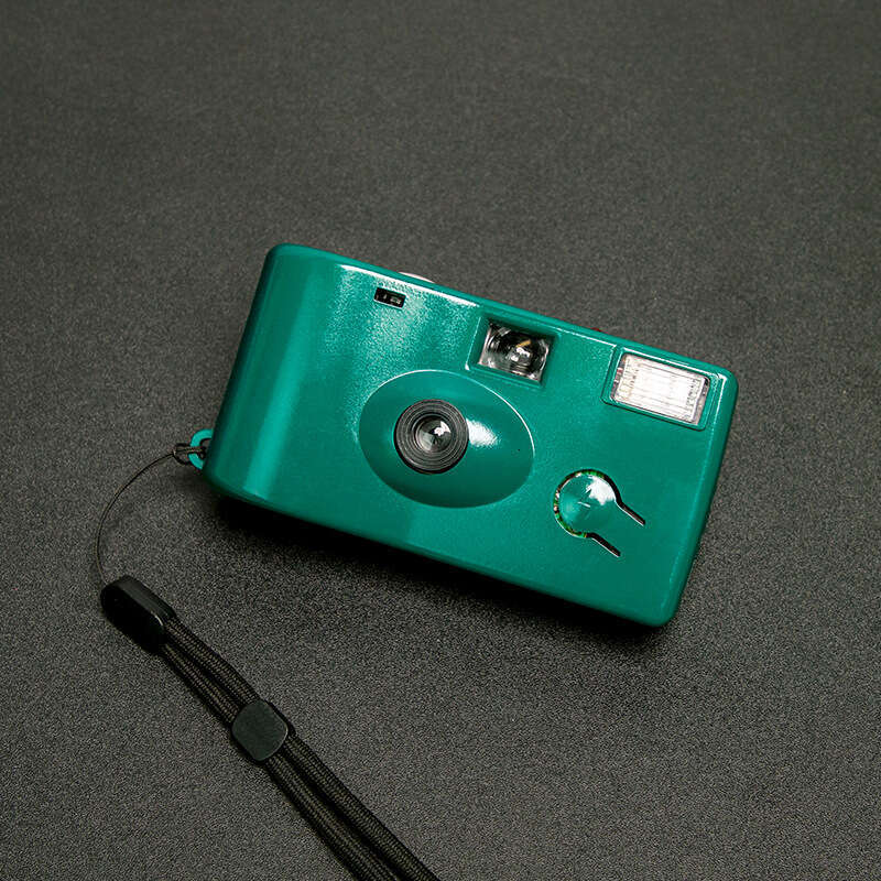 Foreign Trade Hot-Selling Disposable Film Retro Point-and-Shoot Sports Camera Available in 8, 12, 18, 24, 27, etc