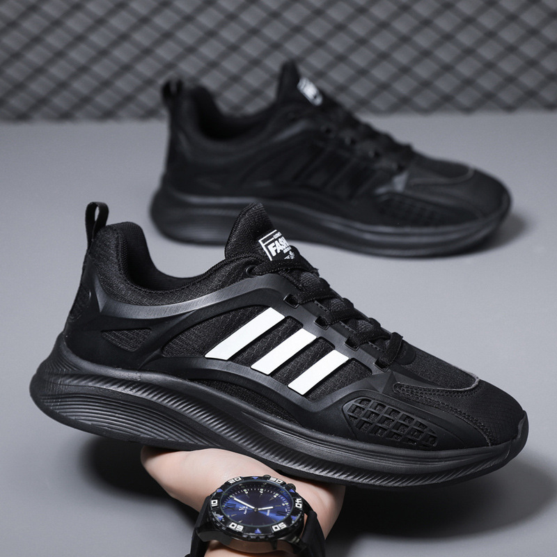 Fashion Lightweight Sports Shoes Men 2025 New Breathable Mesh Casual Running Shoes Soft Sole White Sneakers hot sale free shipping