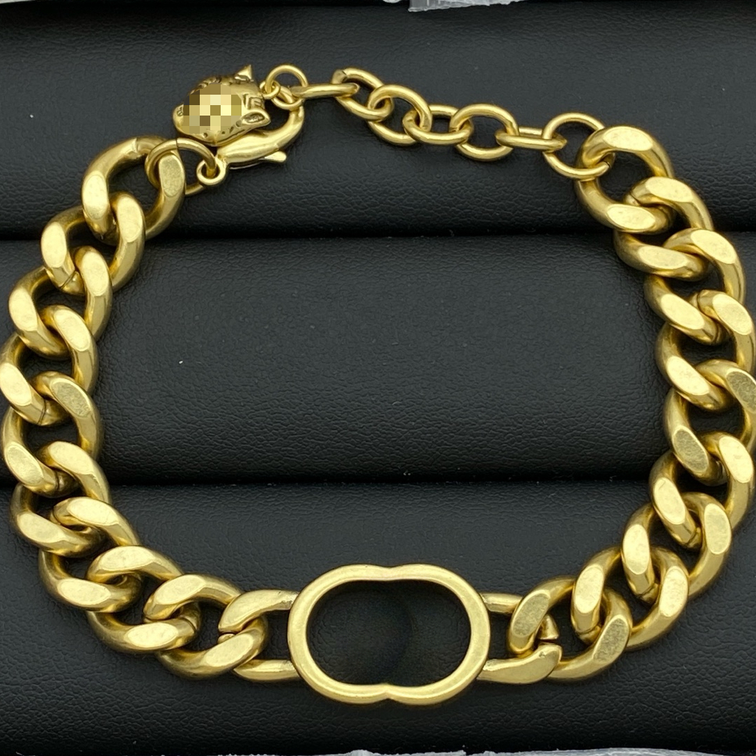 Designer Letter Gold Chain Unisex Classic Charm Bracelet Men Women Jewelry Gift