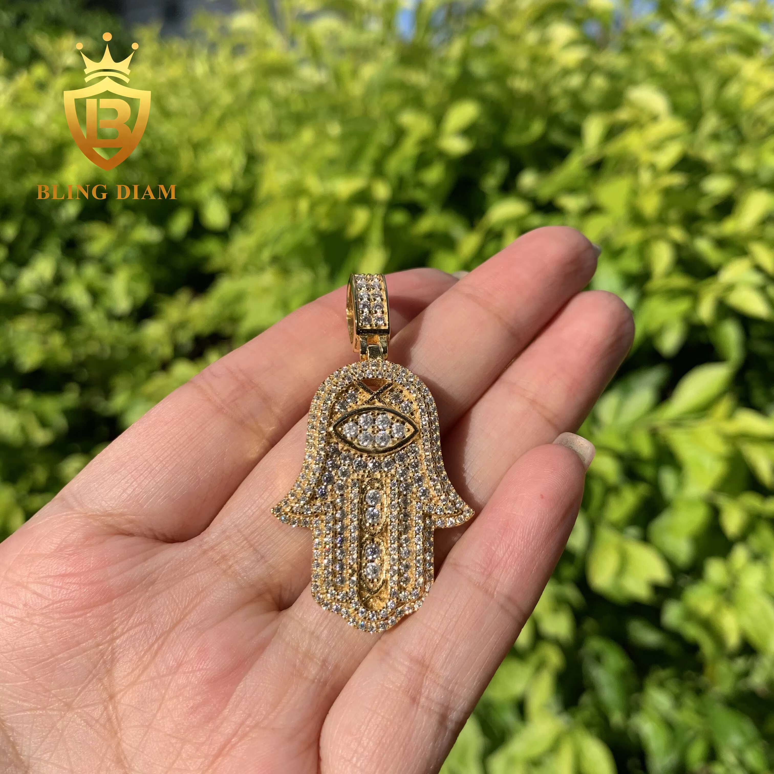 Shining 925 Sterling Silver Hip Hop Iced Out Vvs Moissanite Diamond Hasma Hand Pendant for Men Women