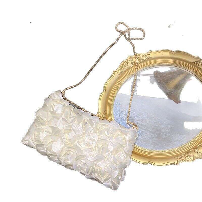 Small Niche Three-Dimensional Rose Blossom Sequin Color Ding Chain Zipper Armpit Crescent Dinner Bag