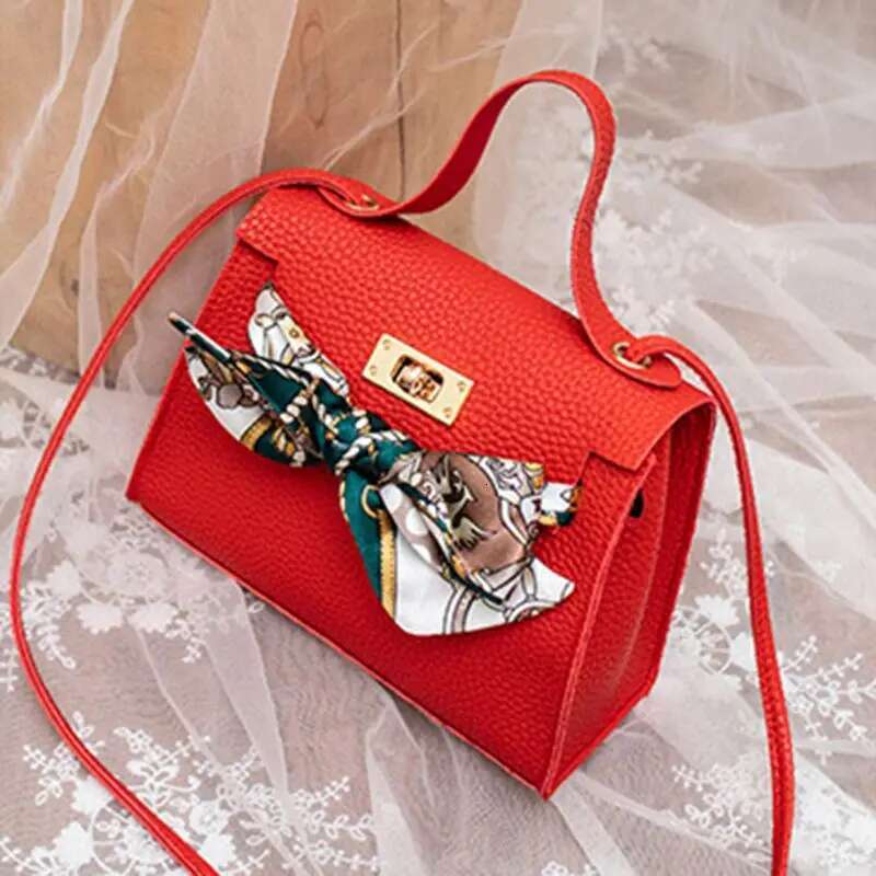 Litchi Patterned Silk Scarf Handbag 2025 New Fashionable Mini Square Bag Korean Version New Single Shoulder Crossbody Bag
