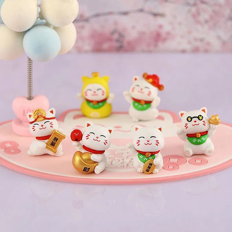 Cartoon Maneki Neko Ornaments Animal Figurine Cat Pig Model Lucky Wealth Desktop Car Decoration 250423