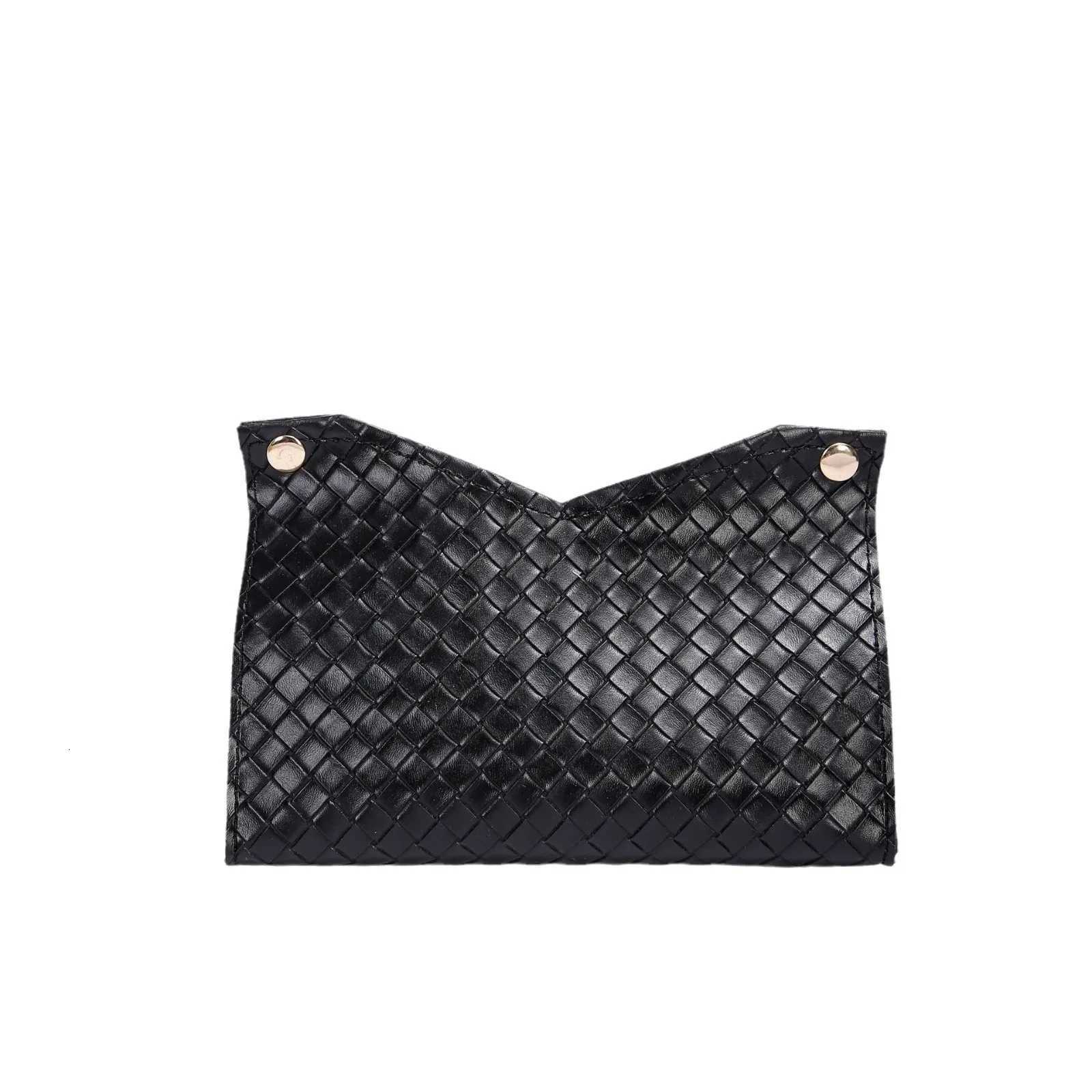 PU leather tissue box decorative napkin holder with buttons suitable for home living rooms bedrooms and bathroomsM251124