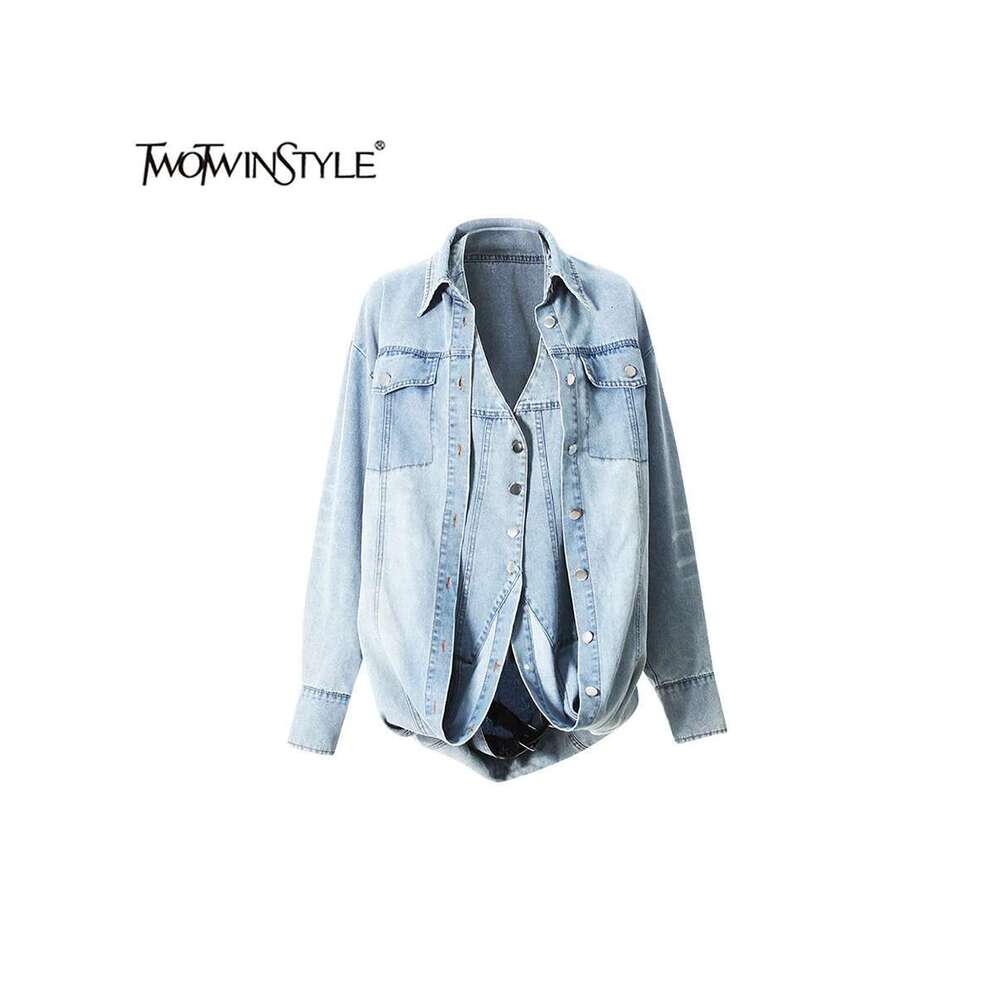 TWOTWINSTYLE Designer Loose Chic Jackets For Women Lapel Long Sleeve Streetwear Patchwork Pockets Coats Female Fashion Style New