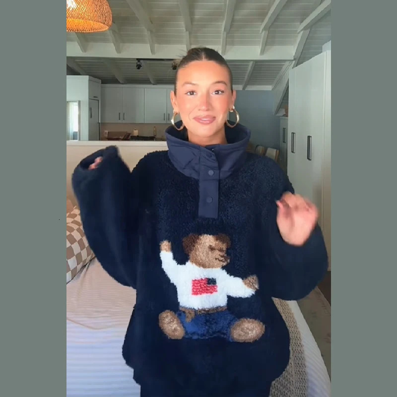 Fall Winter Cartoon Bear Pattern Lamb Jacket For Women Stand Neck Long Sleeve Loose Jacket Lady Warm Thick Streetwears 251120