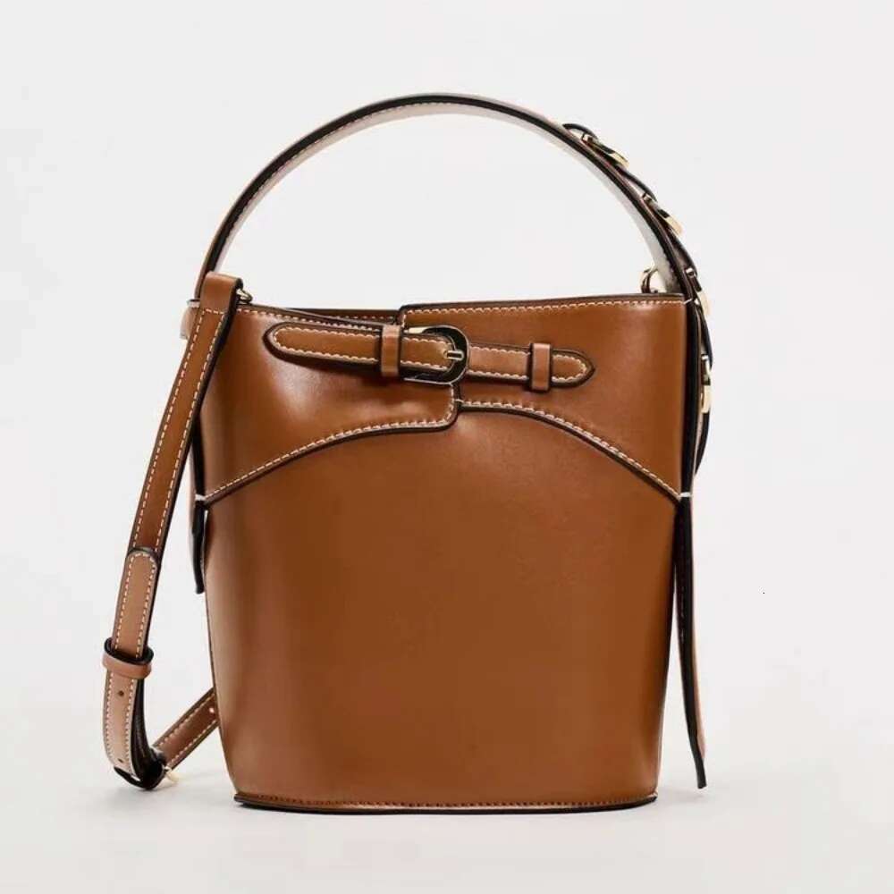Luxury Designer Spring And Summer New Fashion Women's Bucket Crossbody Bag Large Capacity Retro High-End Portable Shoulder
