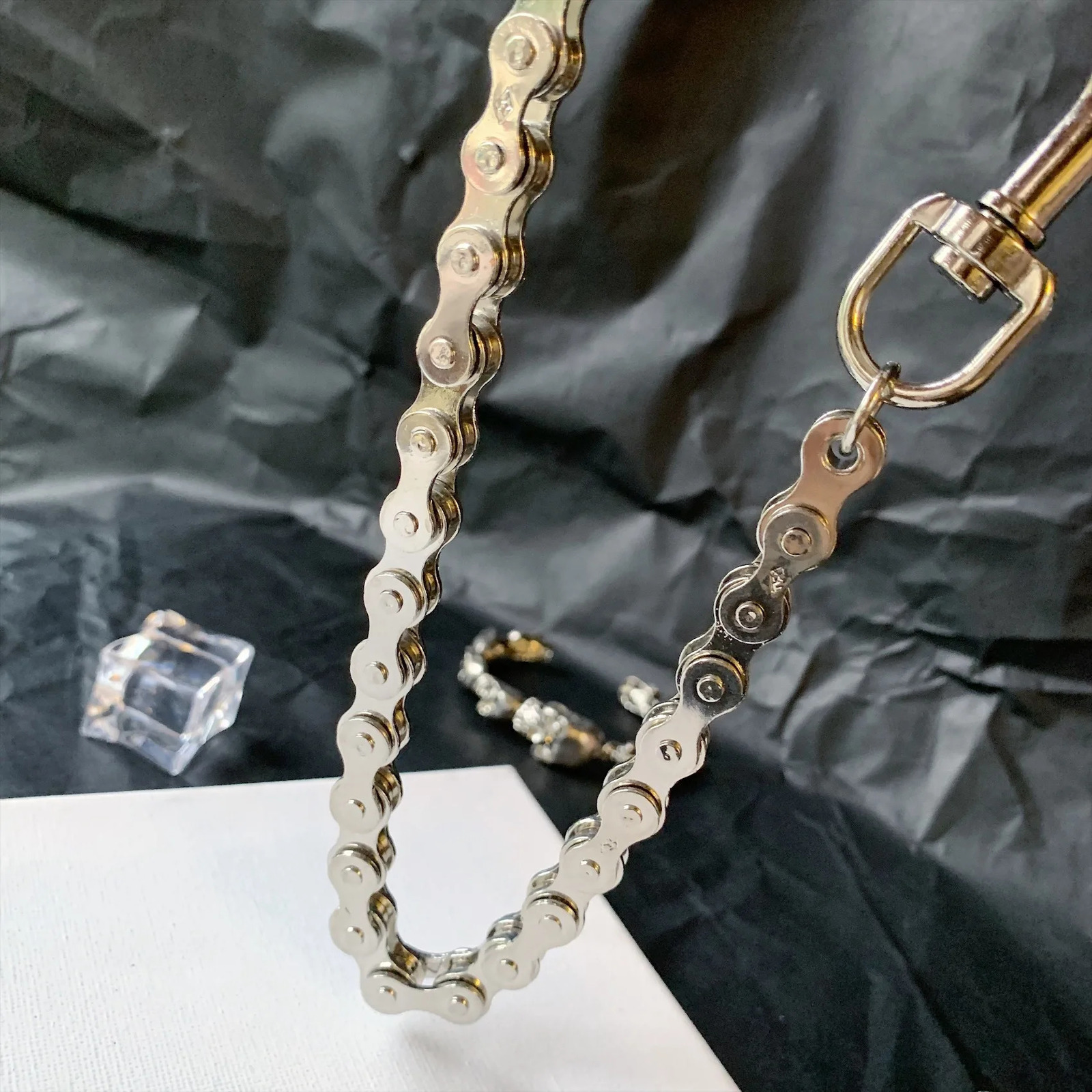 Pants chain Punk Men Wallet Belt Chain Bicycle chain Metal Trousers Chain For Jeans Pants Fashion Jewelry For Men Women 251121