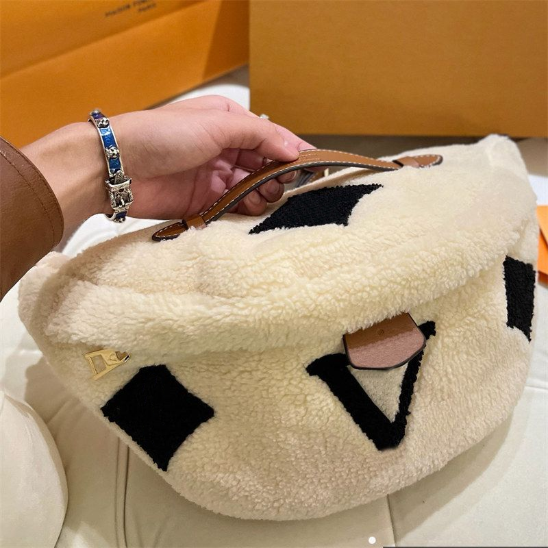 Designer Fanny Pack Women Teddy Bumbag Crossbody Bags Men Fluffy Waist Belt Bag Fannypack Fuzzy Bum Bag Fashion Handbag Flower