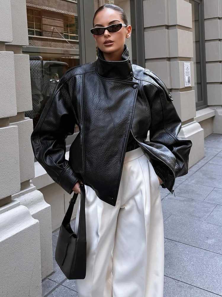 HH Fashion Women Faux Leather Loose Jacket 2025 Stand Collar Long Sleeve High Street Coat Autumn Winter Lady Locomotive Outwear J251124