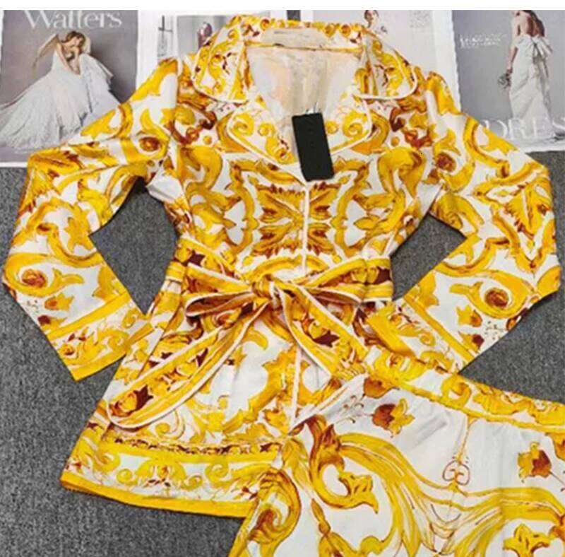 Women's Wear New Spring And Summer Geometric Printing Lapel Long-Sleeved Shirt+Elastic Waist Wide-Leg Trousers Casual Two-Piece Women's Suit