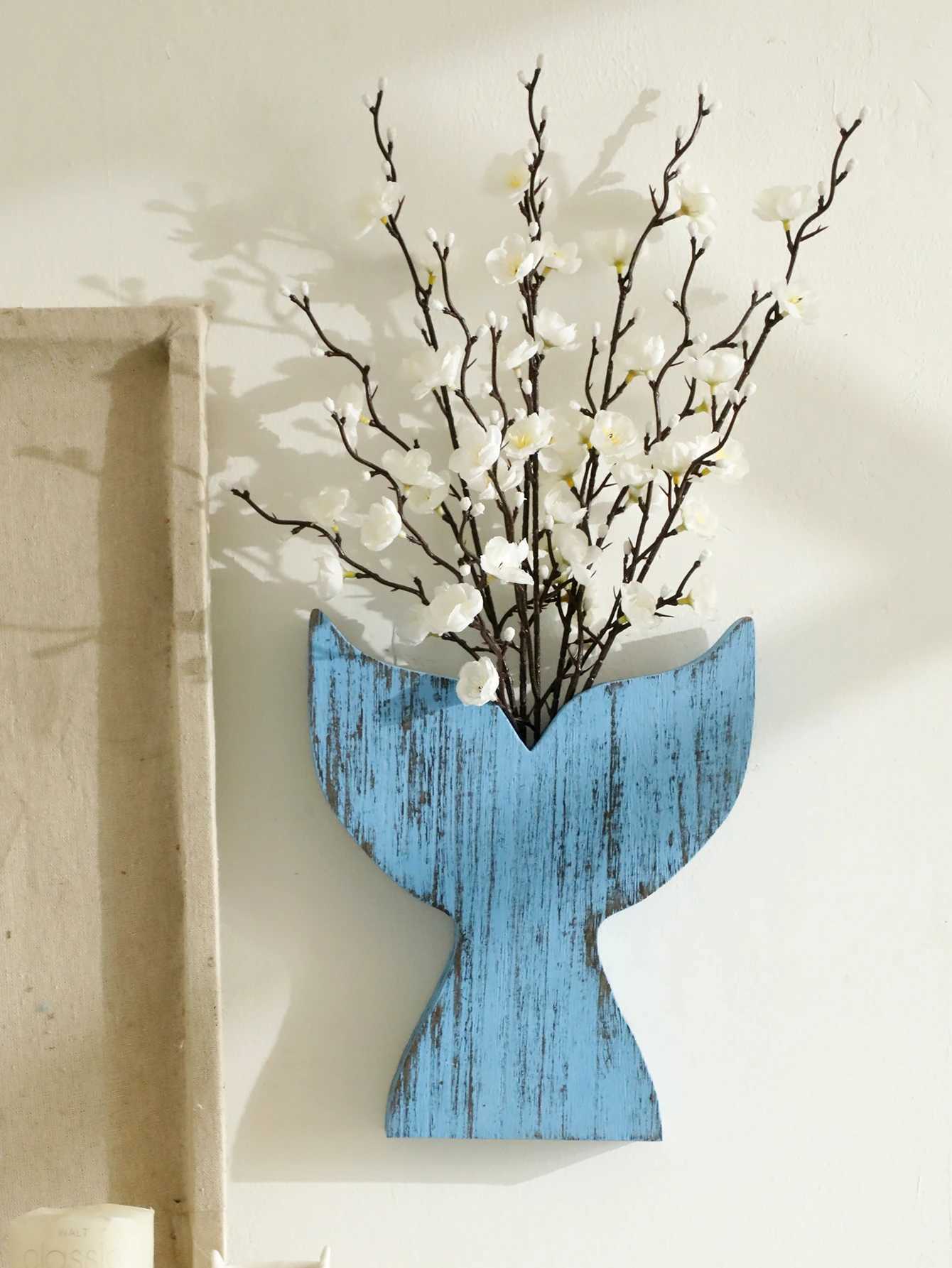 Nautical Wooden Vase Whale Tail Surfboard Design Blue White Decorative Planter for Dried Flower Coastal Boho Home Decor Gift C251124