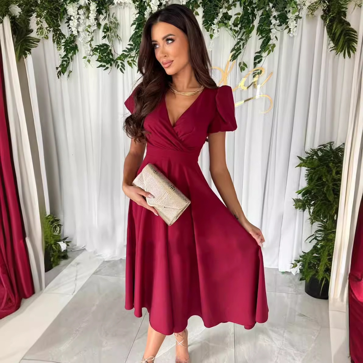 2024 new commuting solid color V-neck waist cinched bubble sleeves big swing dress for womens wear
