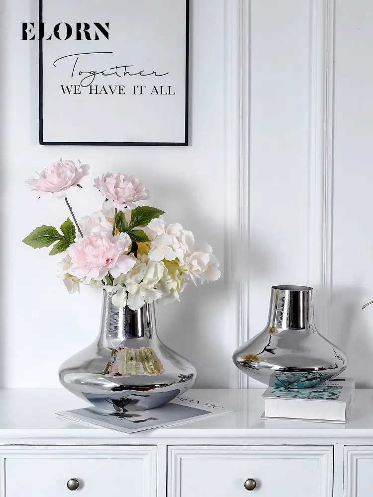 Northern Europe Light luxury High Appearance level Stainless Steel Vase Hotel Living Room Desktop Artistic Decoration Ornaments C251124