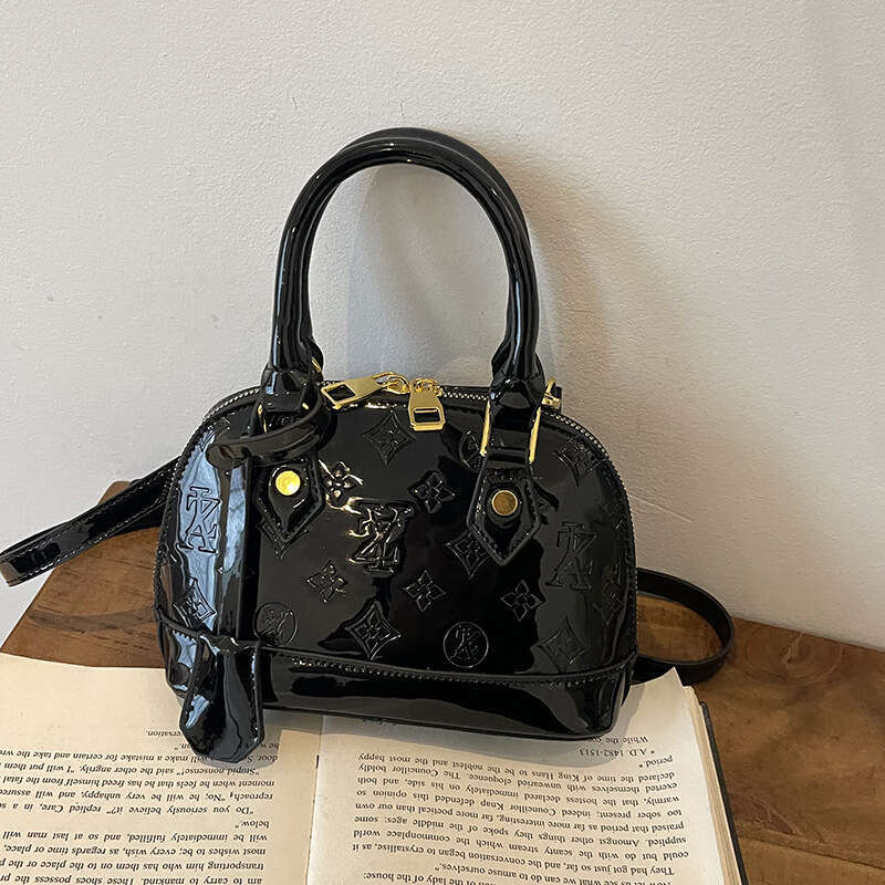 2025 Super Popular Shell Fashion Versatile Light Luxury High-End Feel Women's Shoulder Free shipping designer new Bag Crossbody Stylish Cross-Bor