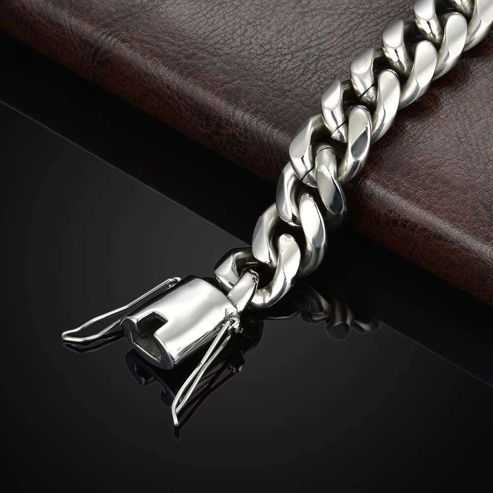 Hiphop Stainless Steel Gold Plated Link Hand Chain Bracelet for Men Cuban Chain with CZ Pave Lock for Wedding or Gift