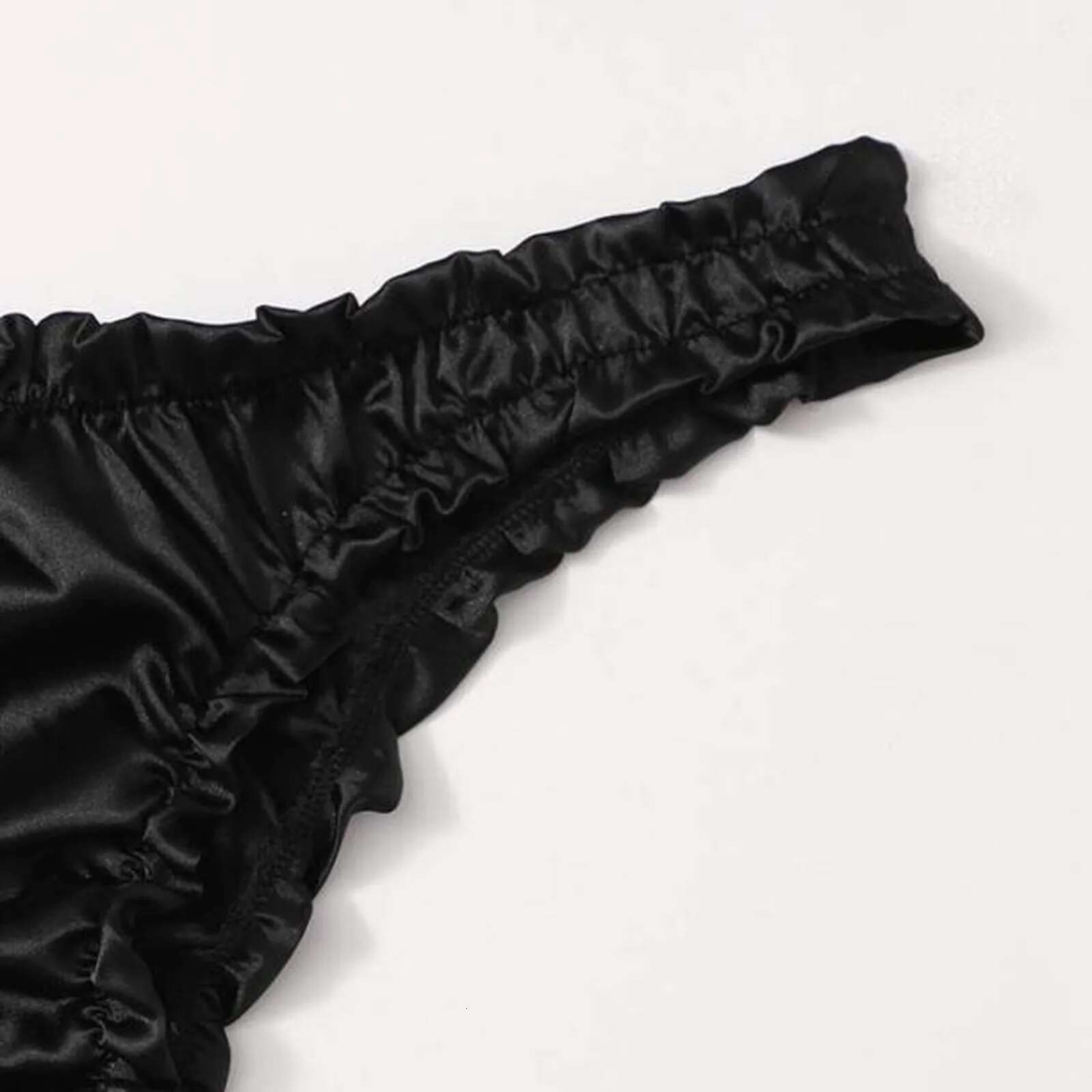 Dongdumaoyi Sexy Silk Satin Fashion Gerie Women Solid Black Spaghetti Strap Elastic Wireless Bra Thong Slip Comfortable Underwear Set Women S Tight Un