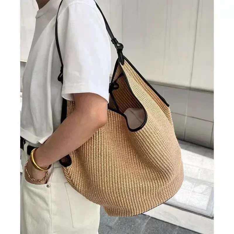 2024 New Style Straw Woven Shoulder Bag