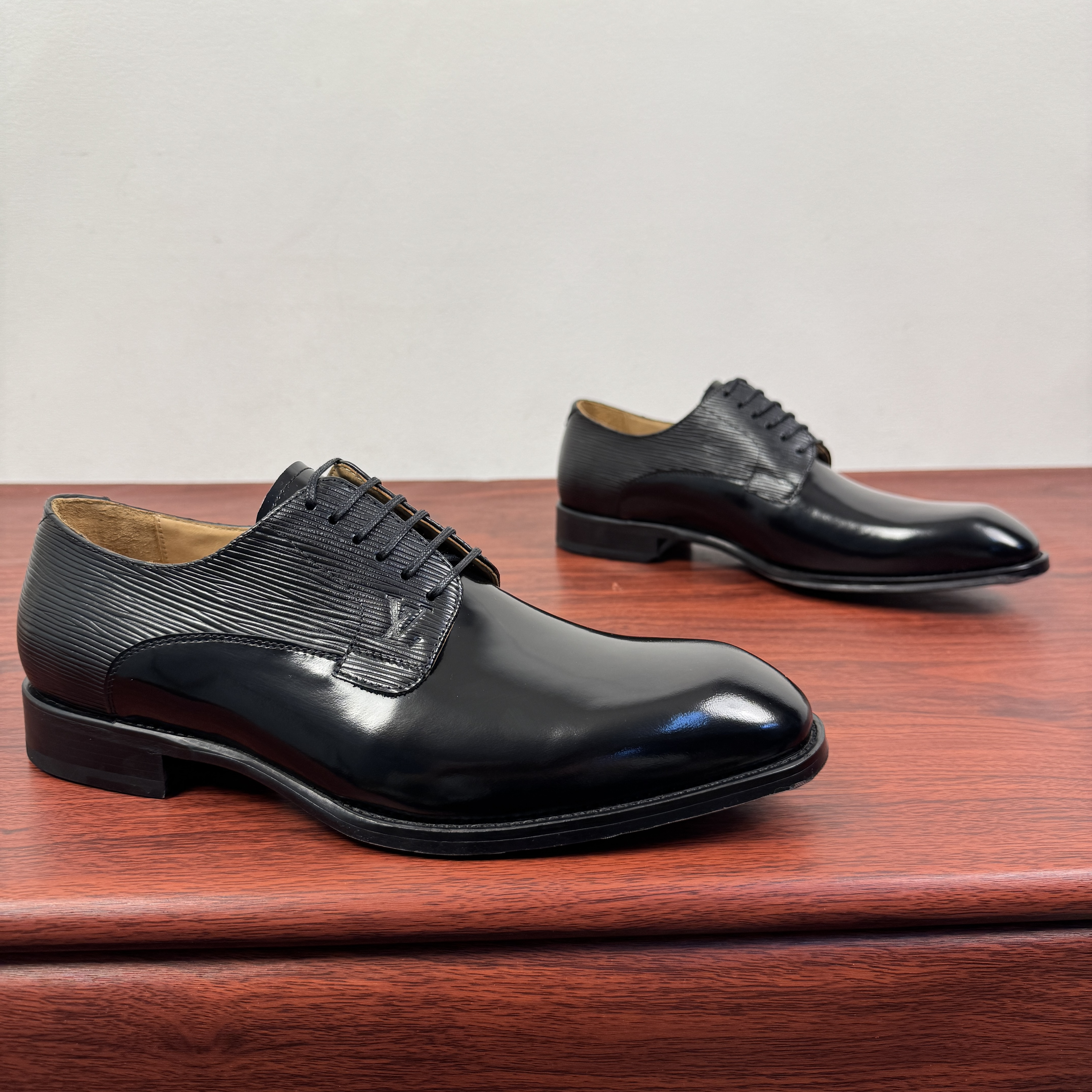 2025 Year Winter Bi… - image