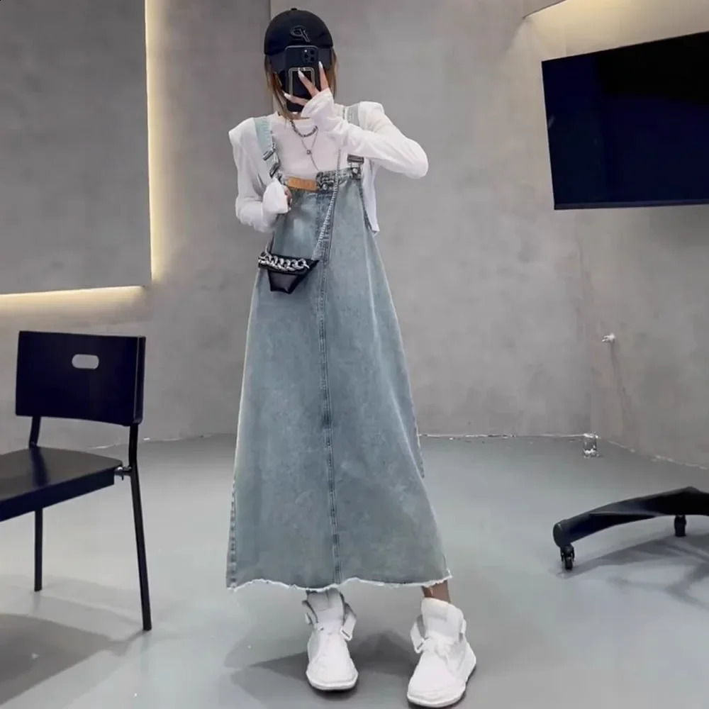 Fashionable high waisted loose denim covering womens spring and autumn Korean style weight loss belt skiing trend 250417