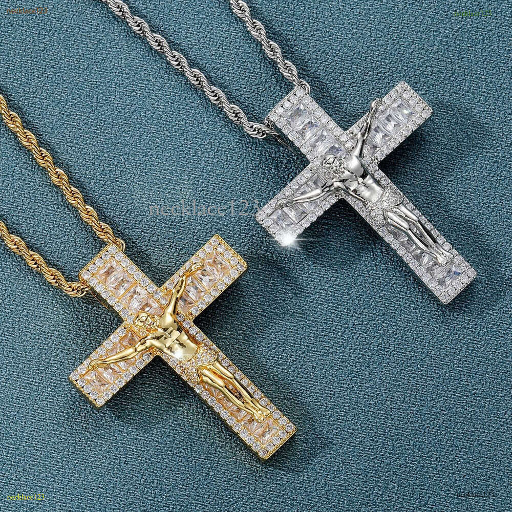 Luxury necklace cross copper micro-inlaid ice out VVS Moissanite hip Hop pendant for men and women Free delivery