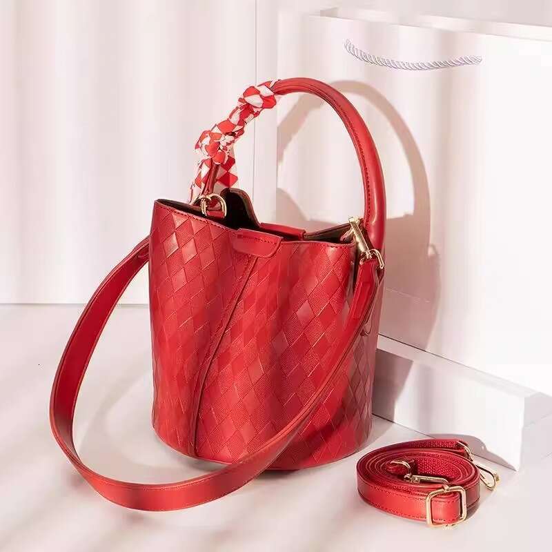 Red Diamond Grid Bride S Wedding Vegetable Basket Bucket Women S Handbag Crossbody Bag Daily Use