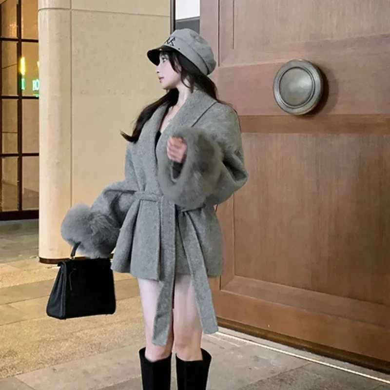 Elegant Ffice Womens Coat Fur Patchwork Long-sleeved Wool Coat Beautiful Womens Clothing Jacket Autumn And Winter J251124