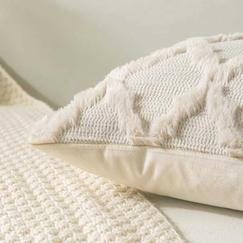 Plush Khaki Throw Pillow Cover Modern Simple Rhombus Jacquard Sofa Gift Pillow Cover Nordic Office Waist Bedside Cushion Car G251124