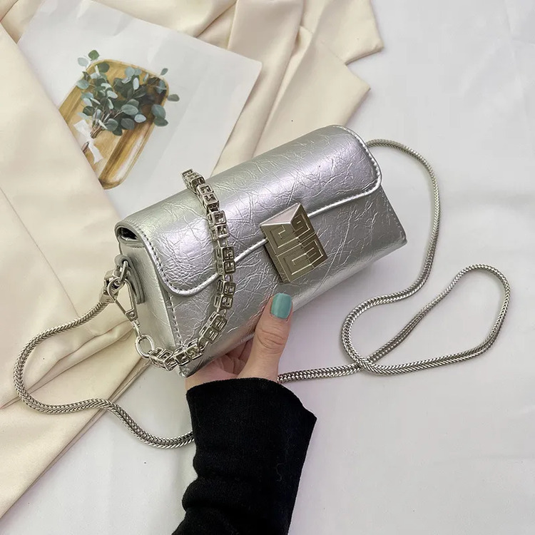 Luxury Brand Designer 2025 New Niche Women's High-Quality Texture Exquisite Chain Bag, Fashionable Versatile Single-Shoulder Crossbody Mini Bag